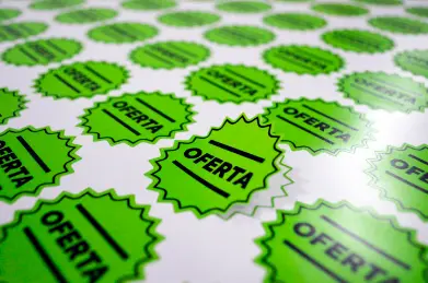 1000 pzs Stickers / Calcomanias con suaje de 4cm