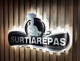 Logo en acrílico con luz indirecta