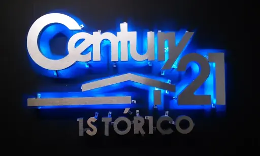 Letras en pvc con iluminacion LED